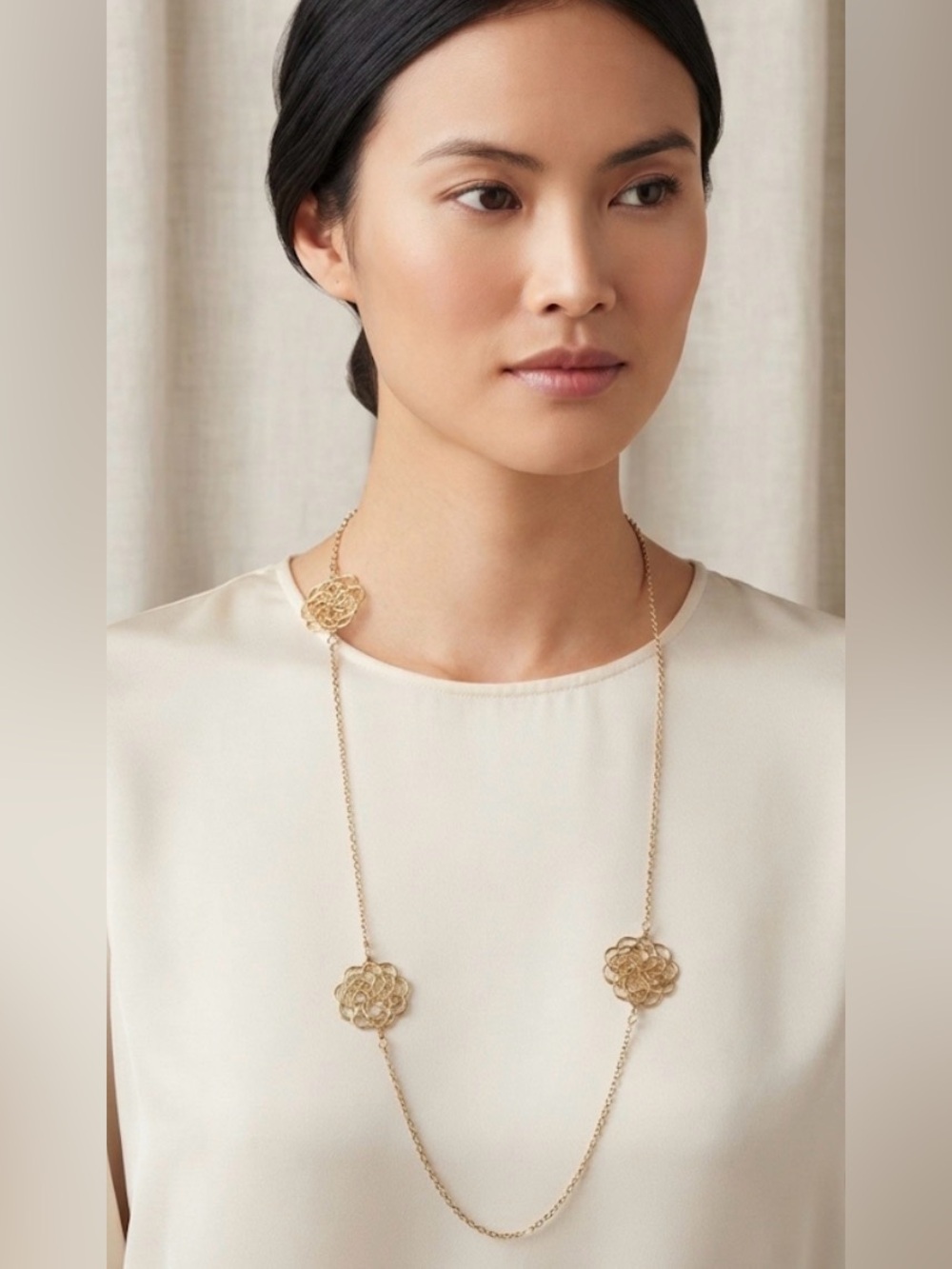 Intermix Rosette Necklace